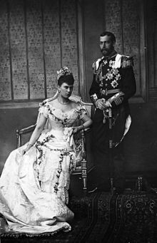 220px-Princess_Mary_of_Teck_wedding_dress_1893_no2
