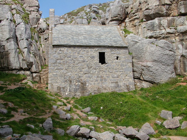 St_Govans'_chapel_-_geograph.org.uk_-_876068